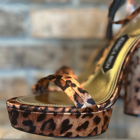 JESSICA RICH * Leopard Platform Sandal - Picture 7 of 9